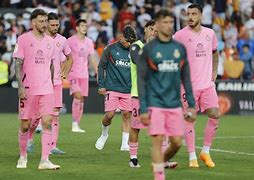 “西甲战火升级：战术变换频繁，亮点迭出”的简单介绍