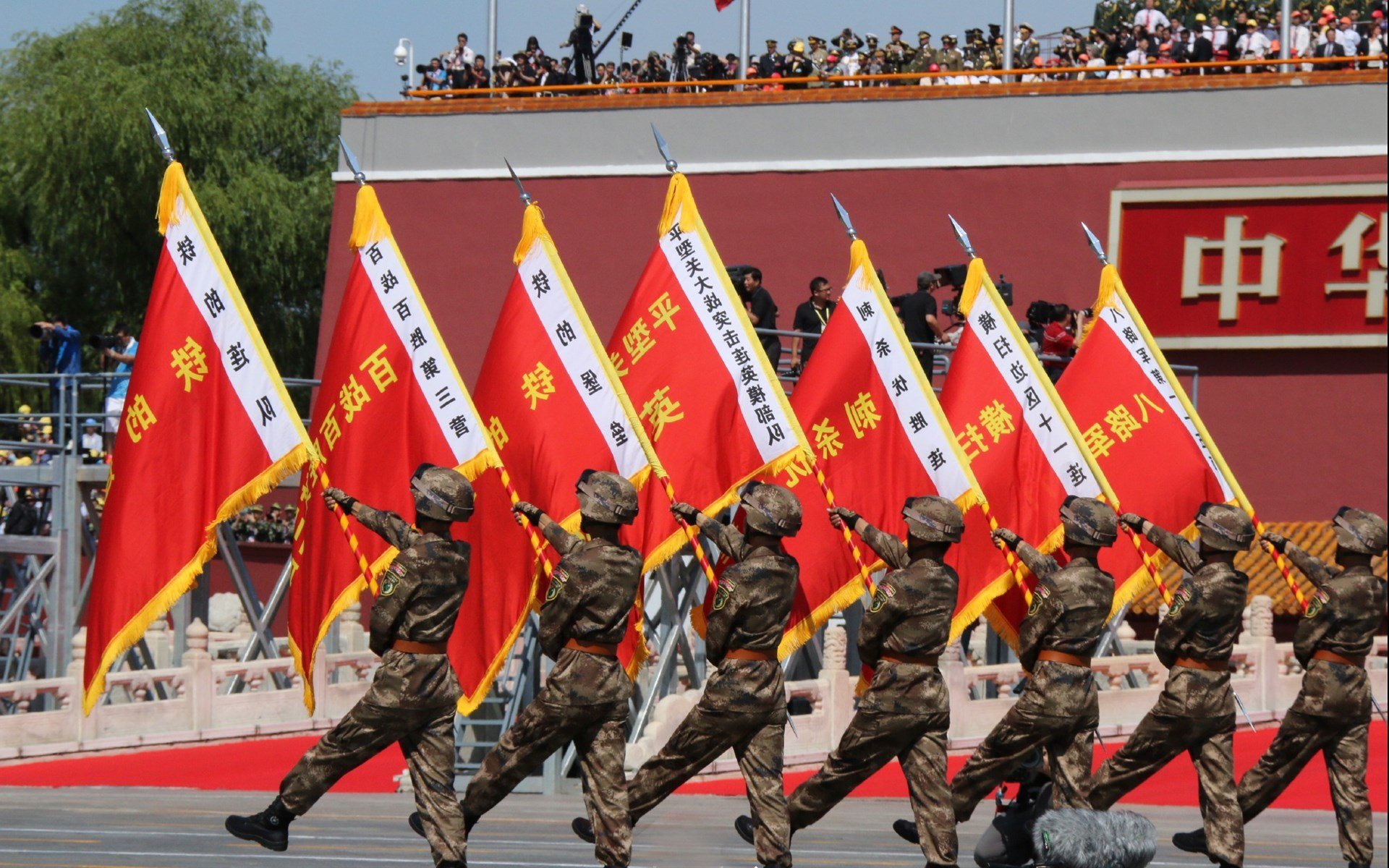 《虚拟现实（VR）与电竞深度融合，引领未来发展方向》，虚拟现实和vr的区别