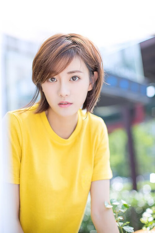 伊朗骑手吉塔·日特科维奇荣获2024年最佳障碍赛骑手奖,表彰其卓越表现。