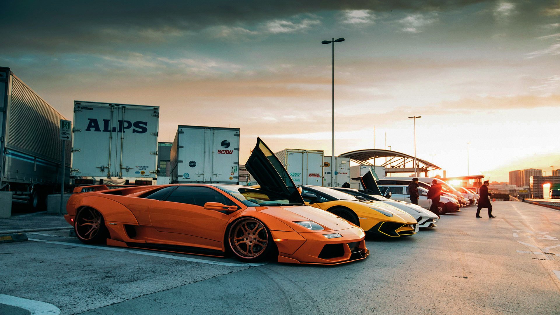 埃尔南德斯抵达都灵，都灵球员展现欢迎之心，都灵阿尔贝蒂娜美术学院怎么样