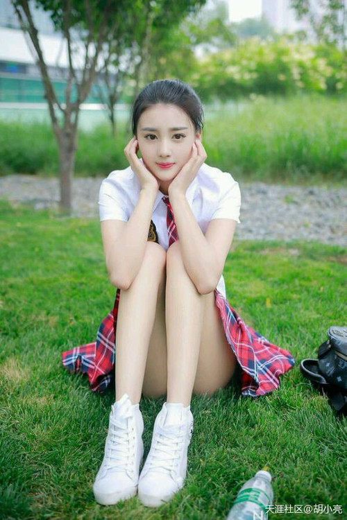 巴萨主场4-2击败塞维利亚,完美收官2024年,巴萨对战塞维利亚