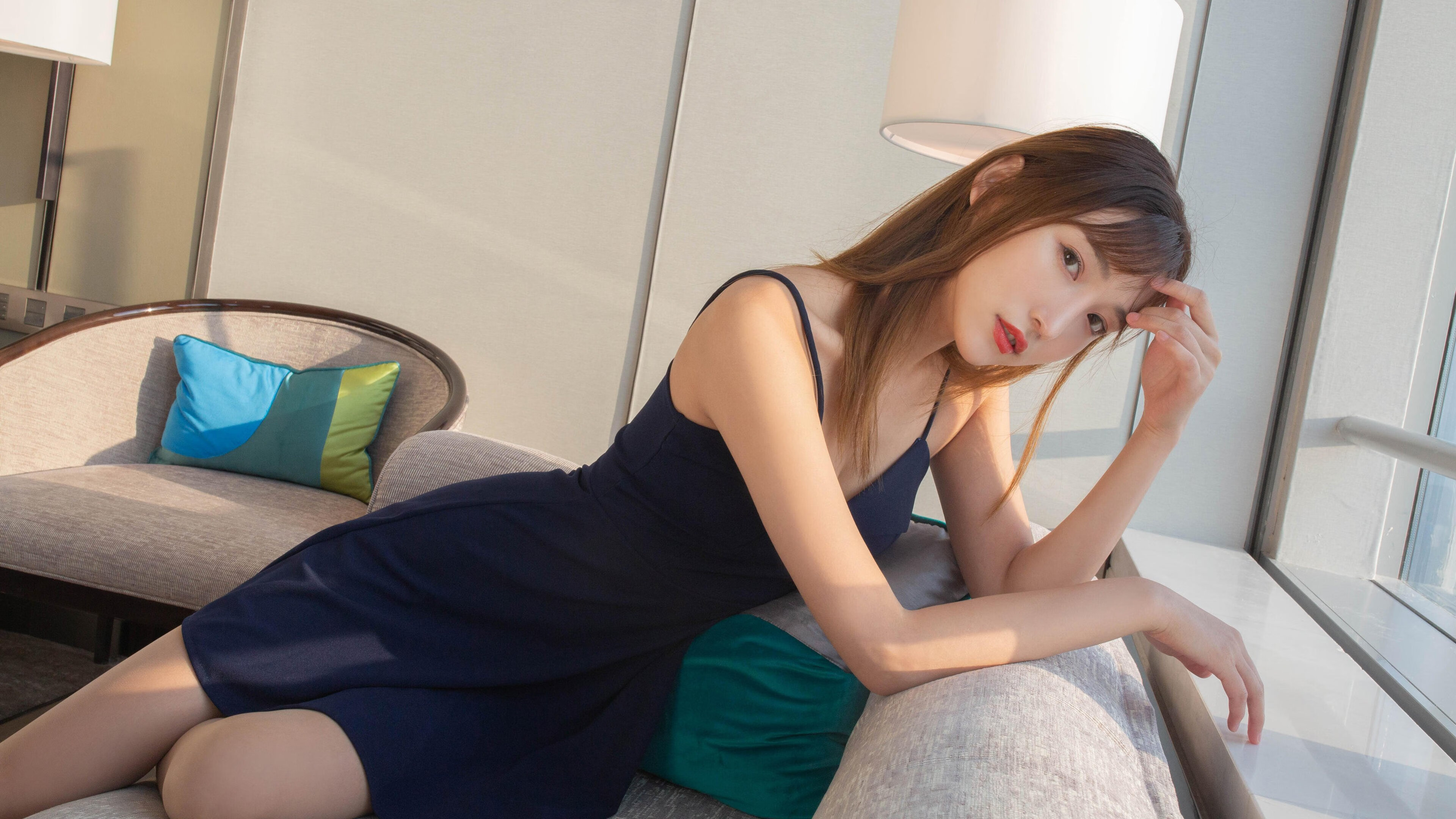 “东安湖赛场跑酷：惊险跃升，挑战极限障碍”