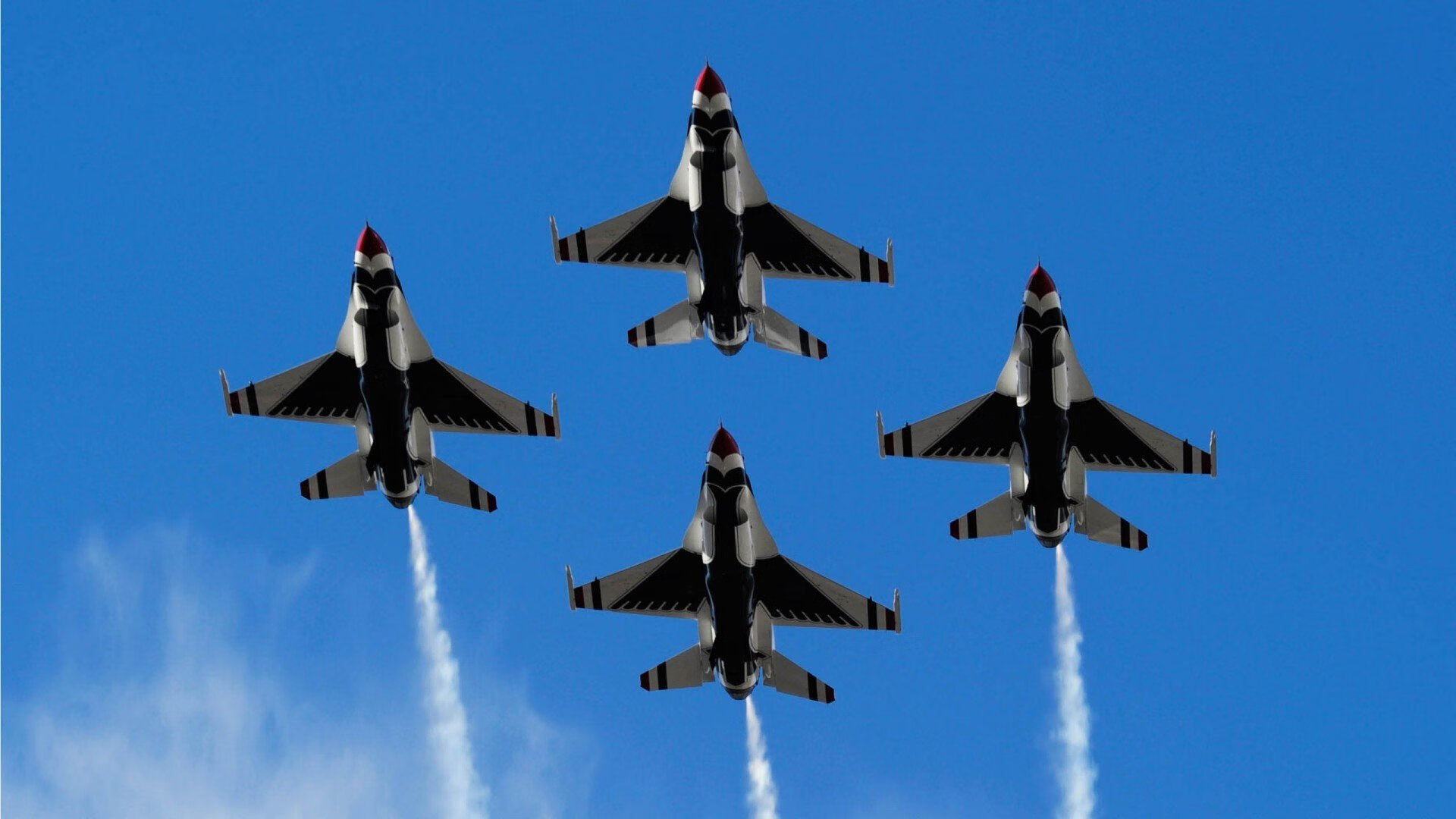 替补体能分布合理性是否反映教练团队战术功底，替补球员的作用