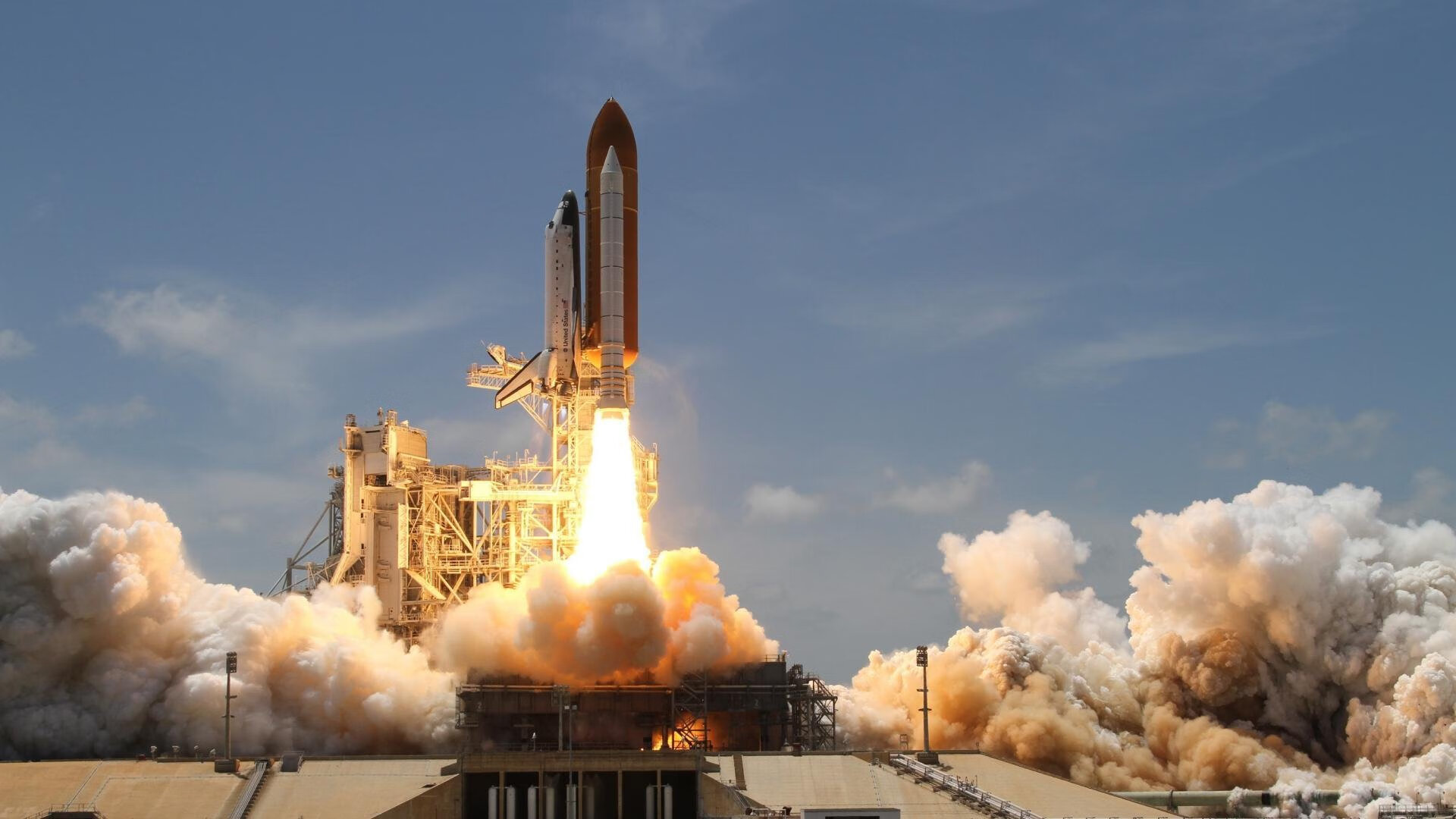 球队在暂停后应优先稳定节奏还是调整战术，暂停时队员必须离开比赛场区吗