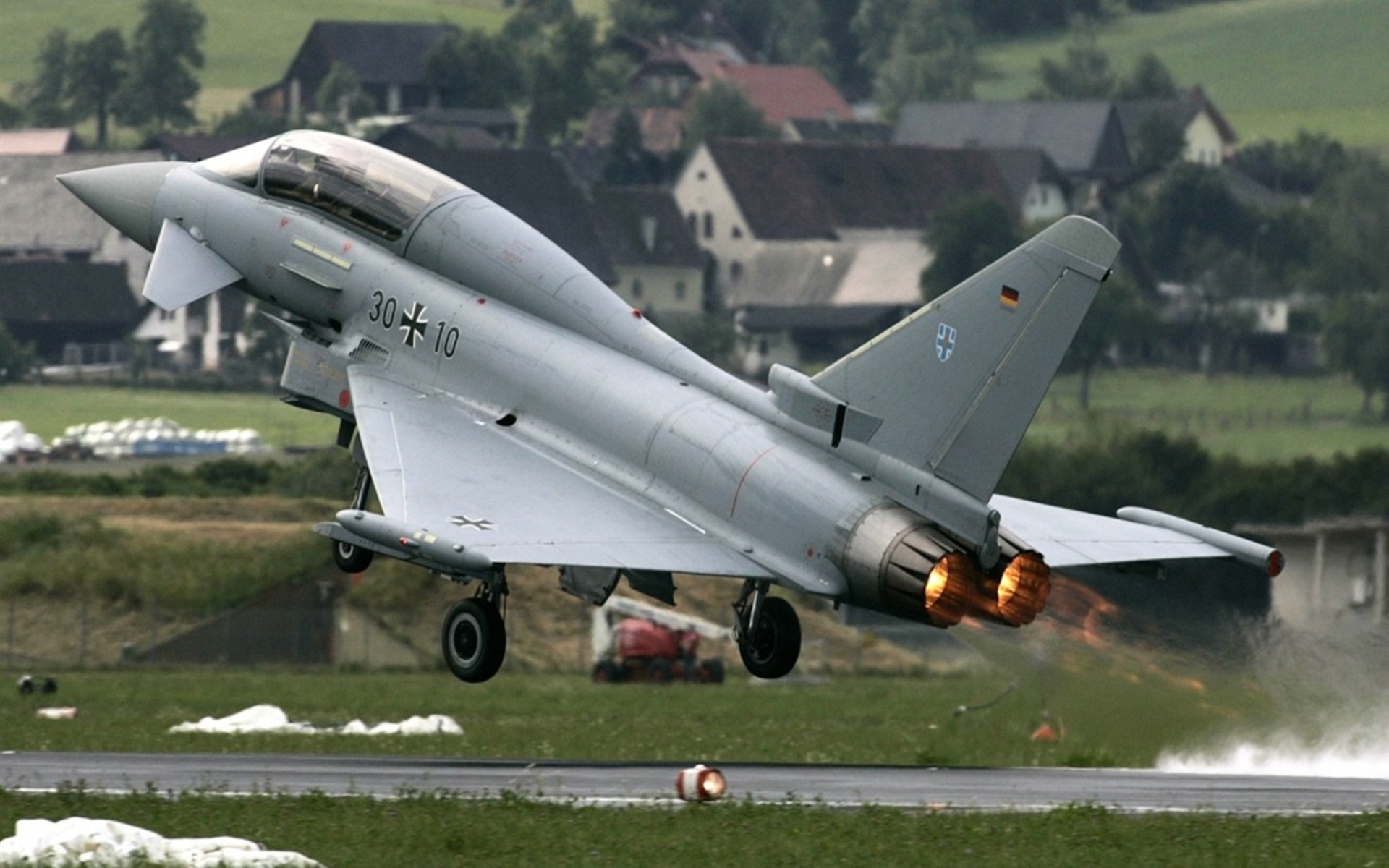 跳水高分频出突尼斯受到关注，最强跳水视频